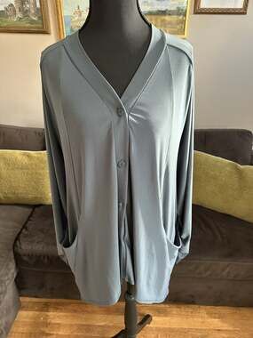 Sympli Canada Green Button Up Classic Front Women’s Sz 10 Cardigan Lagenlook